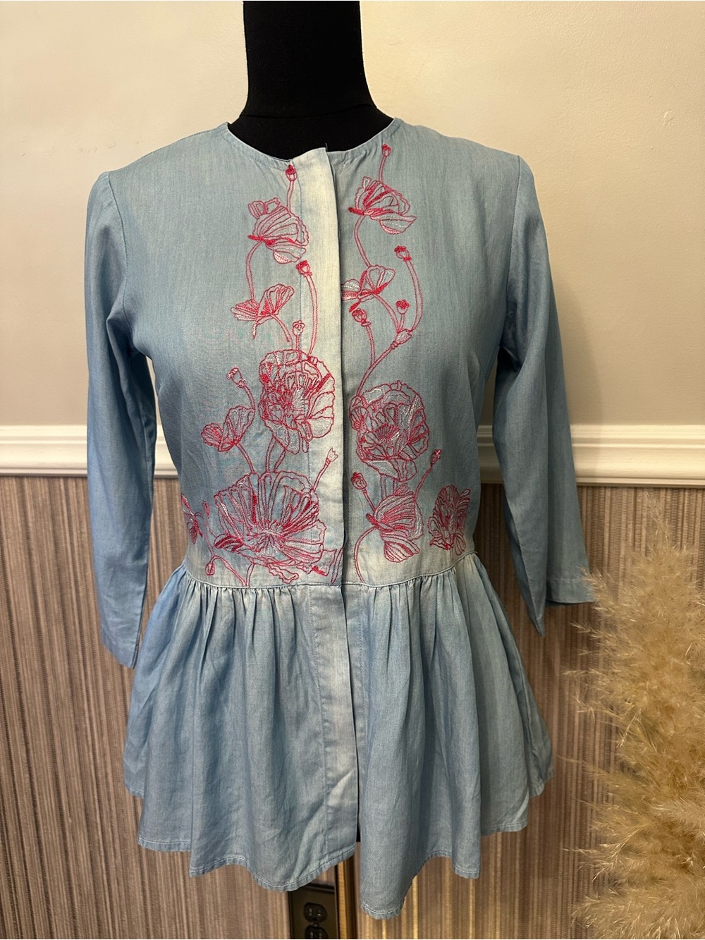 Anubhha Jain Embroidered Chambray Peplum Blouse‎ Small Tencel Floral Blue Pink